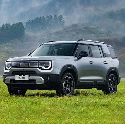 Harga yang bagus 2024 Beijing Bj30 4X4 SUV Besar 5 Pintu 5 Kursi Kendaraan Besar SUV Off-Road Mobil bekas bensin dengan suspensi belakang Multi-link on line