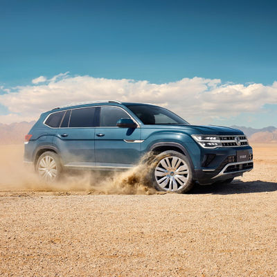 Harga yang bagus 2023 VW Teramont Car Fuel Pump Penjual Terbaik SUV bekas dengan TPMS Daya maksimum 100-150PS Mesin bensin dan lampu LED on line